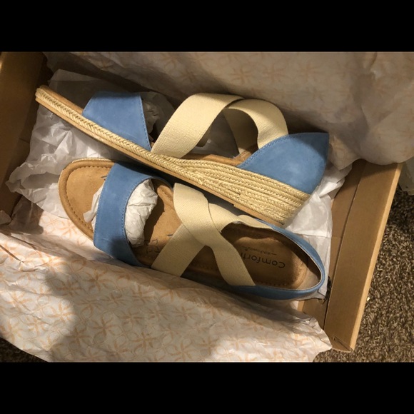 Comfortiva Womens brye Open Toe Casual Slide - Picture 5 of 11